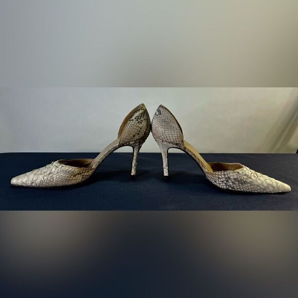Stuart Weitzman - Reptile Leather - heels - Picture 2 of 7